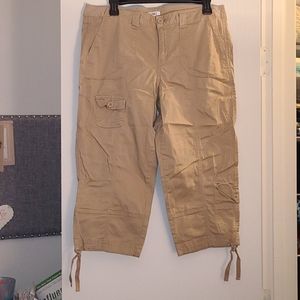 5/$20 - Cargo capri pants (Cato)
